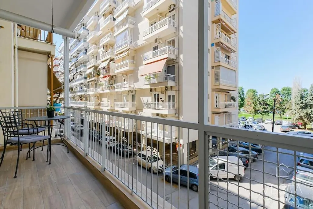 Sweet Vanilla 2-Bdrm Residence, Vesta Philoxenia Θεσσαλονίκη Διαμέρισμα